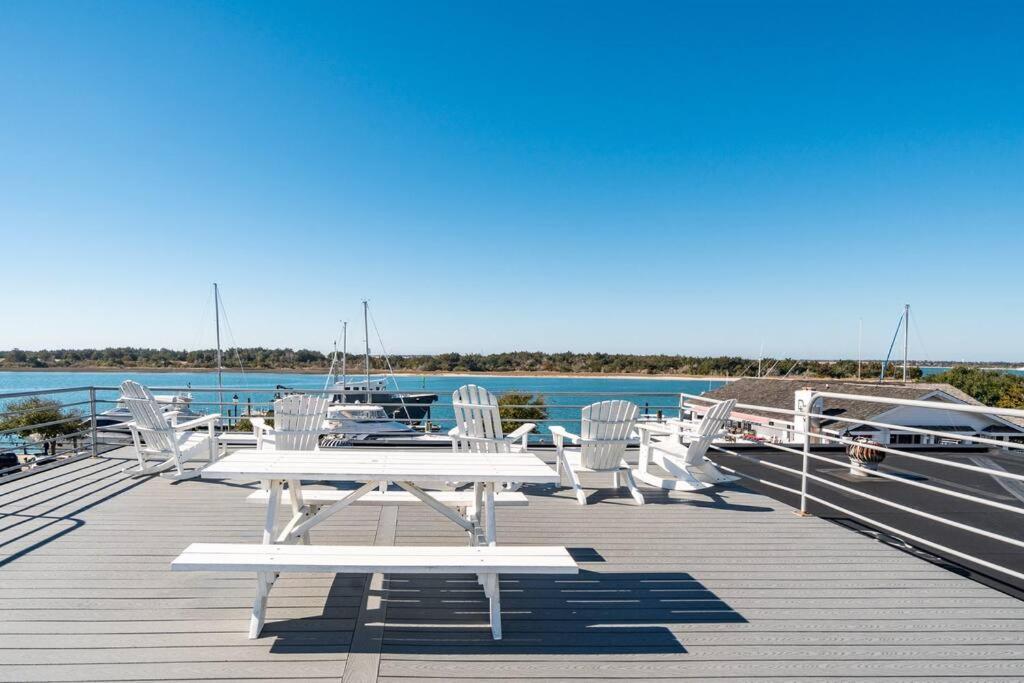 Why Knot Getaway...Rooftop With Waterview! Unit D โบฟอร์ต ภายนอก รูปภาพ